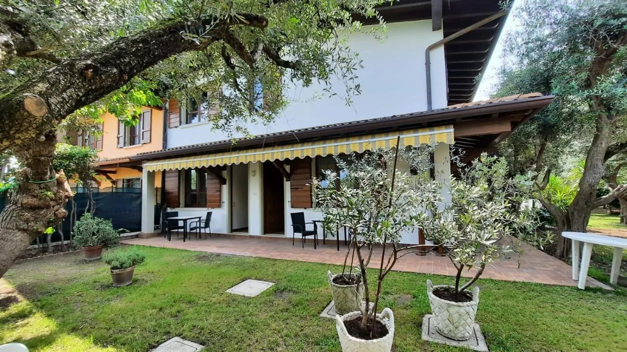 Elisa Holidays Apartments Puegnago del Garda