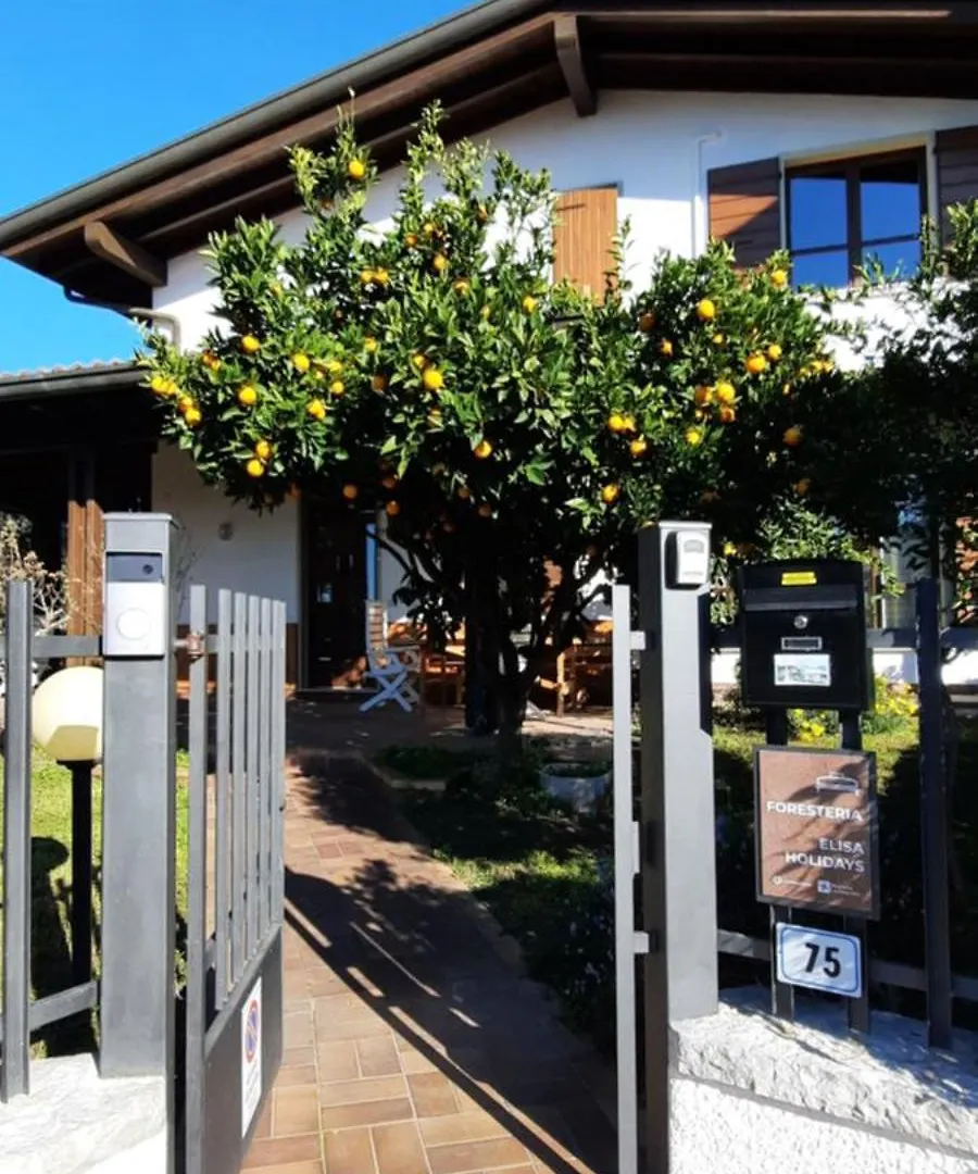 Elisa Holidays Apartments Puegnago del Garda Italy