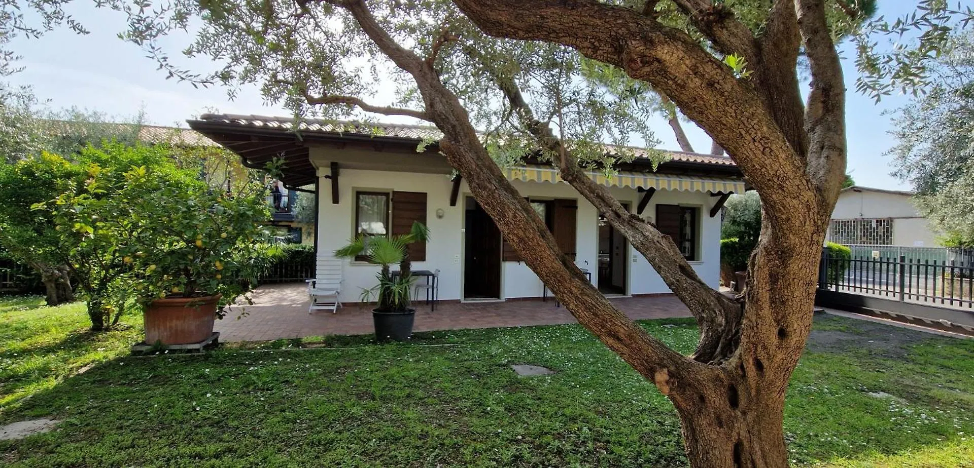 Elisa Holidays Apartments Puegnago del Garda