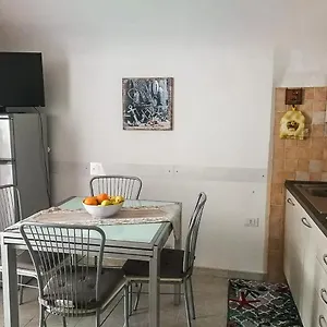 https://la-casetta-di-ramona.sicilyhotelsitaly.net